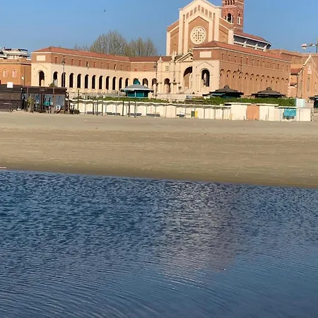 Апартаменты Calafuria *