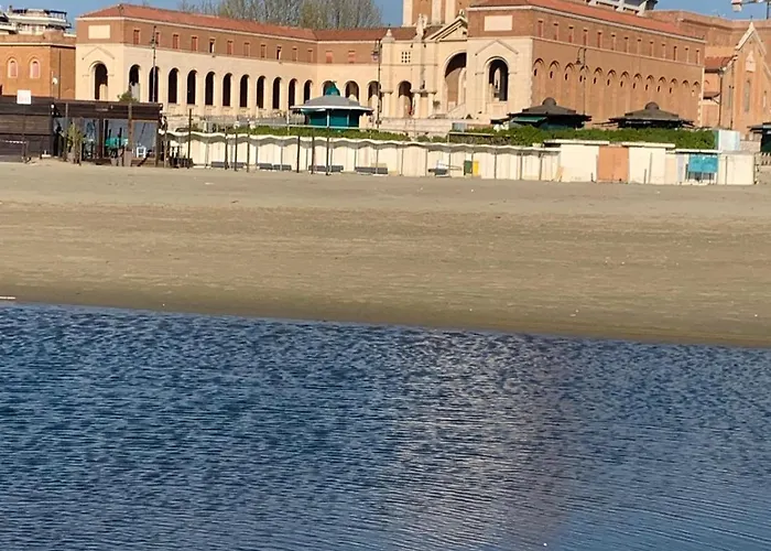 Апартаменты Calafuria *